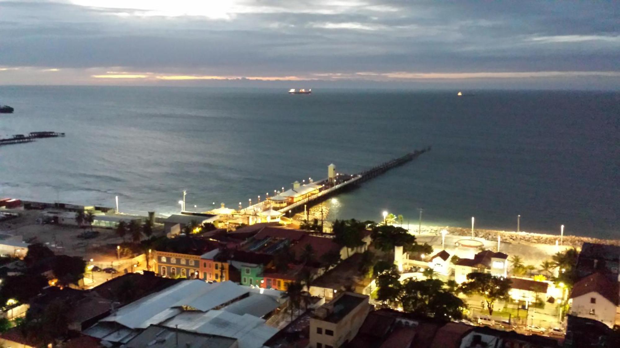 Praia De Iracema Vista Para O Mar De 180 * Fortaleza (Ceara)