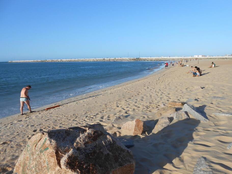 Praia De Iracema Vista Para O Mar De 180 *