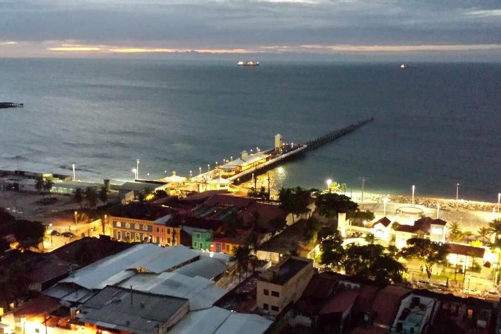 Praia De Iracema Vista Para O Mar De 180 Fortaleza (Ceara)