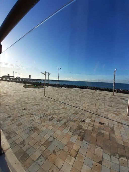 Praia De Iracema Vista Para O Mar De 180 Fortaleza (Ceara)